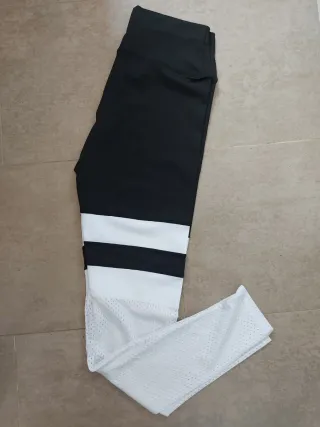 Malla de sport nueva, sin usar