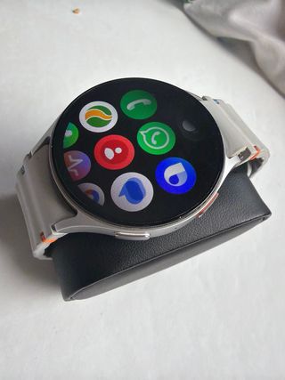 Samsung Galaxy Watch 7 Multicolor/Plata
