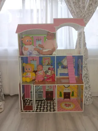 Casa de muñecas 3 pisos 6 habitaciones