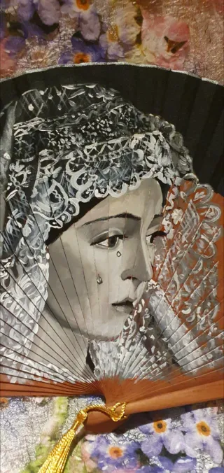 Abanico pintado a mano La Macarena