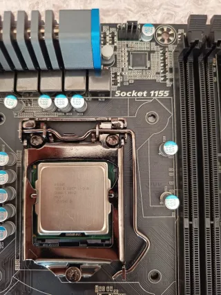 Placa Base Gigabyte GA-P67A-UD3P-B3 + procesador