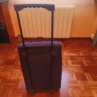 Maleta cabina ruedas 55x31x19 cm sin uso