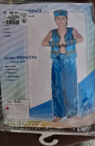 Cuatro disfraces de niño nuevos