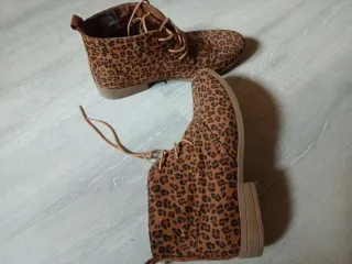 Botines con estampado de leopardo