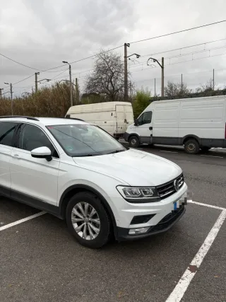 Volkswagen Tiguan 2017•