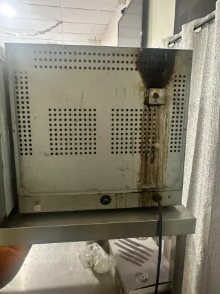 Horno Industrial Nuevo con 4 bandejas