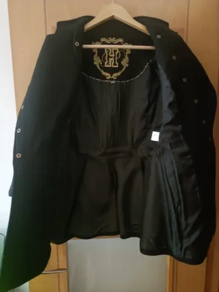 Abrigo Joya Holy Preppy Negro Dorado