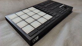 Controlador Native Instruments Maschine Mikro MK3