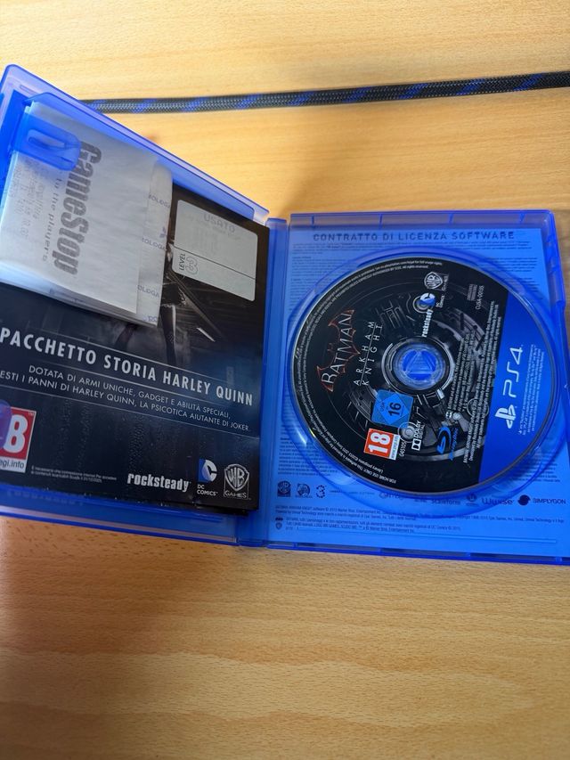 Giochi PS4 Batman Arkham Knight e FIFA 20