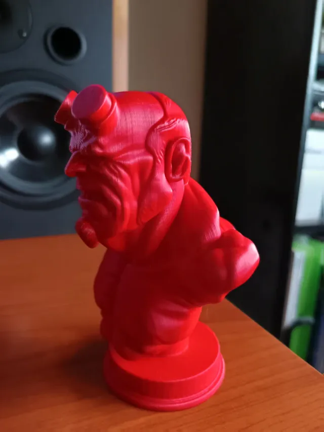 Busto Hellboy Rojo 13cm