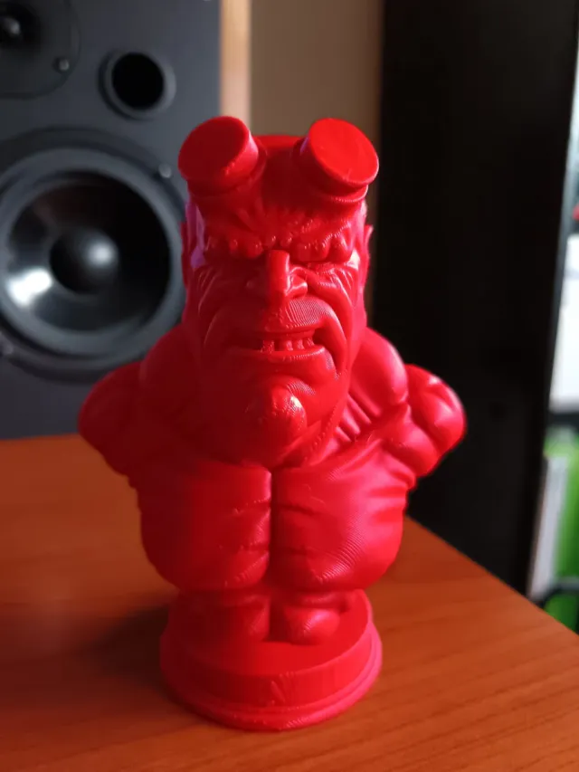 Busto Hellboy Rojo 13cm