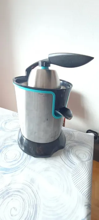 Exprimidor Eléctrico Cecotec