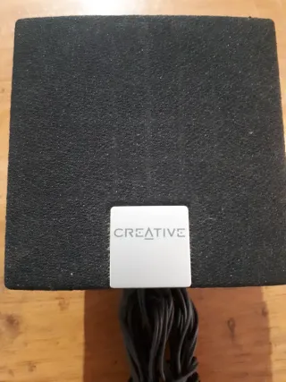 Altavoces negros 5.1