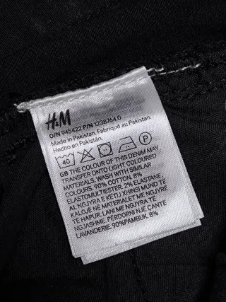 Jeans neri a zampa nuovi. H&M flare