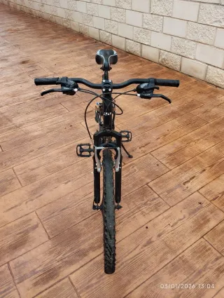 Bicicleta Newstar 24 niño/a con pata incluida.