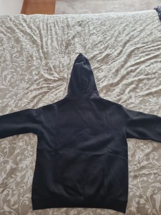 Camisola H&M Preta com Logo