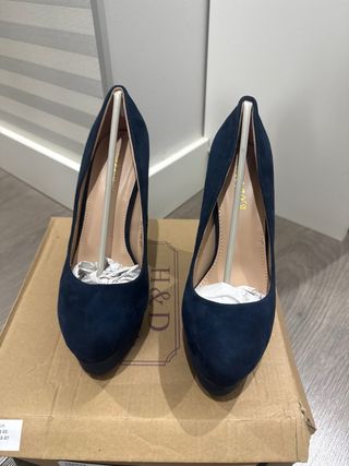 Zapatos de tacón azul