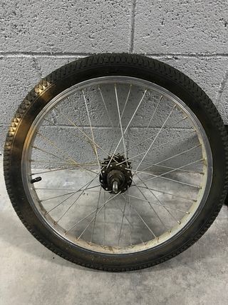 Sillín BMX Negro , ruedas y pinza de freno