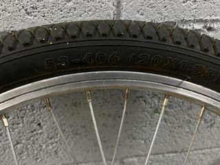 Sillín BMX Negro , ruedas y pinza de freno