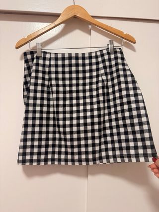 Conjunto Chaqueta y Falda Cuadros Blanco y Negro