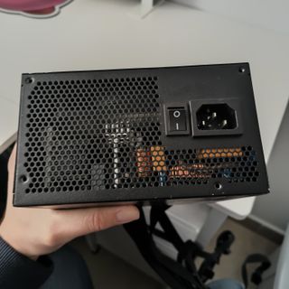 Fuente Alimentación Gigabyte 750W