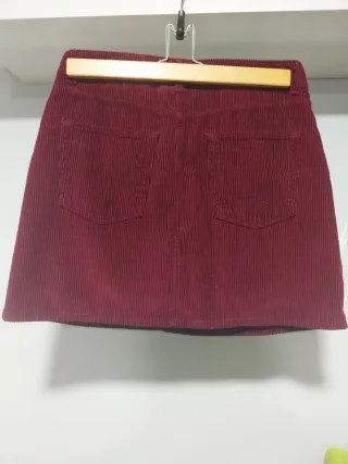 Falda pana granate corta talla 42