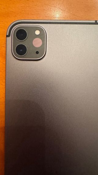 iPad Pro 12,9” 256GB 5th Gen WiFi+SIM y Teclado