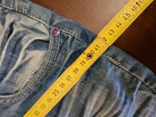 Jeans Blu con dettagli argento