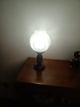 Lámpara de mesa vintage cristal y metal