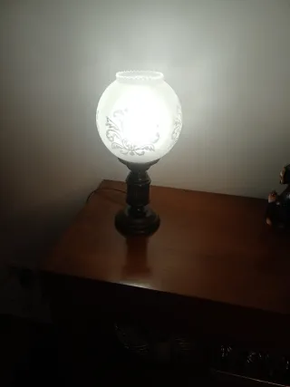 Lámpara de mesa vintage cristal y metal