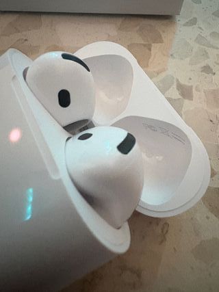 Airpods 4ª Generación Blancos