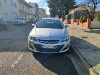 Opel Astra 2011