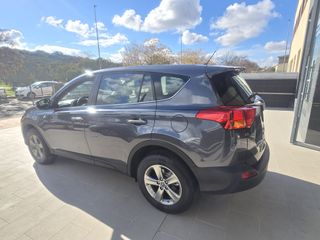 Toyota RAV4 2015