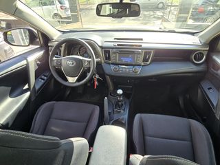 Toyota RAV4 2015