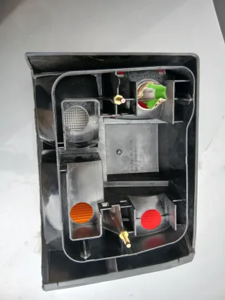 Piloto Trasero Izquierdo Renault 19