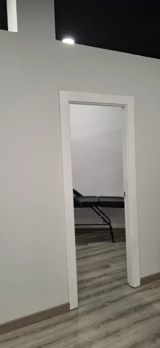 Alquiler espacio para estética y uñas