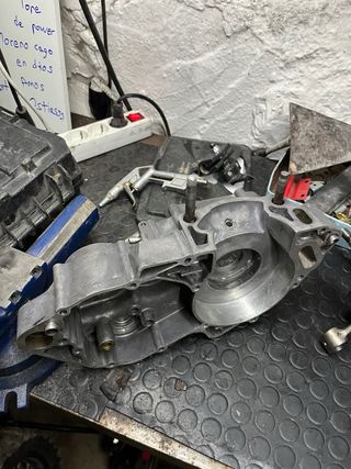 Cárteres YZ 250 2004