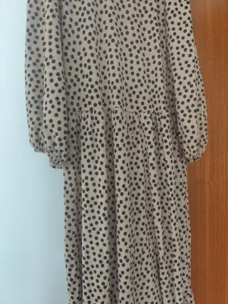 Vestido largo lunares Stradivarius Talla M