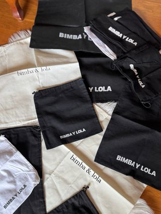 Bolsas guardapolvo Bimba y Lola (negras y blancas)