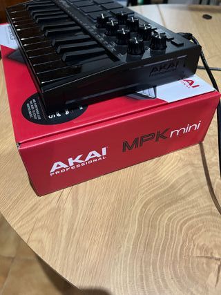 AKAI MPK Mini Controlador MIDI Negro