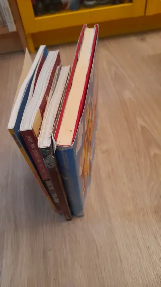 Lot 4 cómics en català europeus