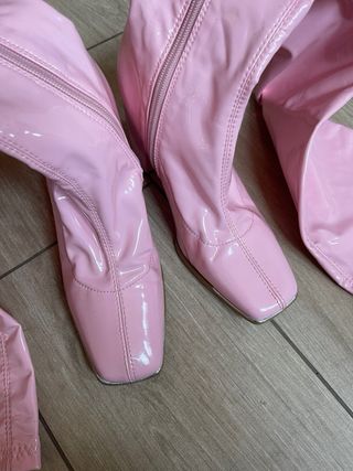 Stivali rosa vernice tacco alto