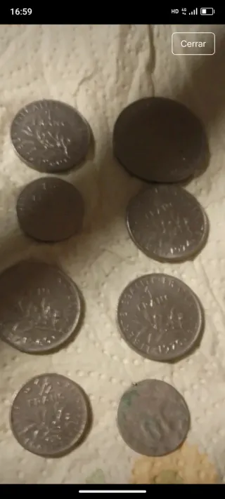 Monedas  antiguas color plata