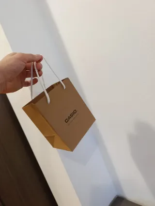 Reloj Casio G-Shock Multicolor y Plateado