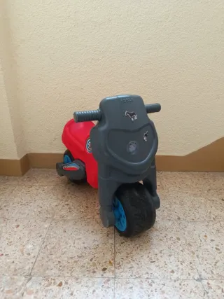 Moto de niño roja para 2-5 años