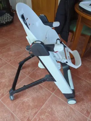 Trona bebé peg perego