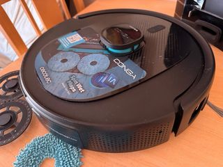 Aspirador Robot Cecotec Conga 9990 IA barre friega