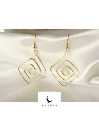 Pendientes dorados boho espiral cuadrado vintage