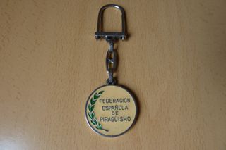 Llavero metal Federacion Española Piraguismo FEP