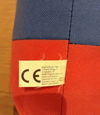 Saco y guantes de boxeo infantil